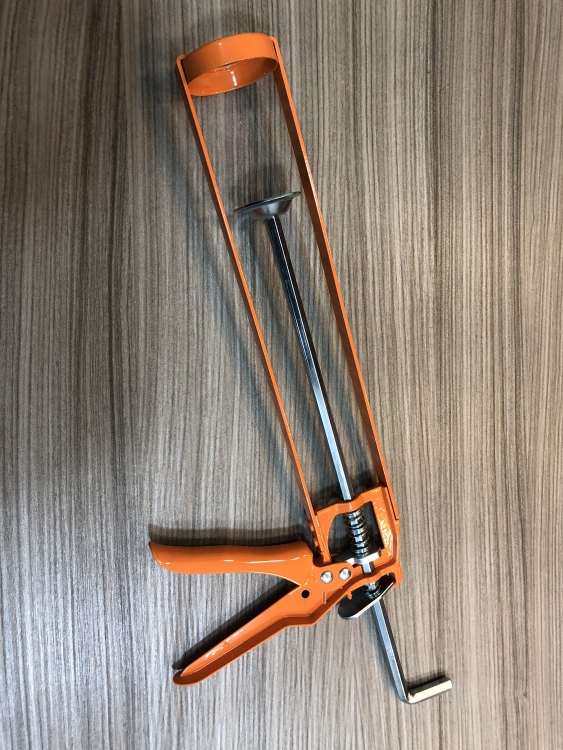 فرد معجونه تايواني ثقيل