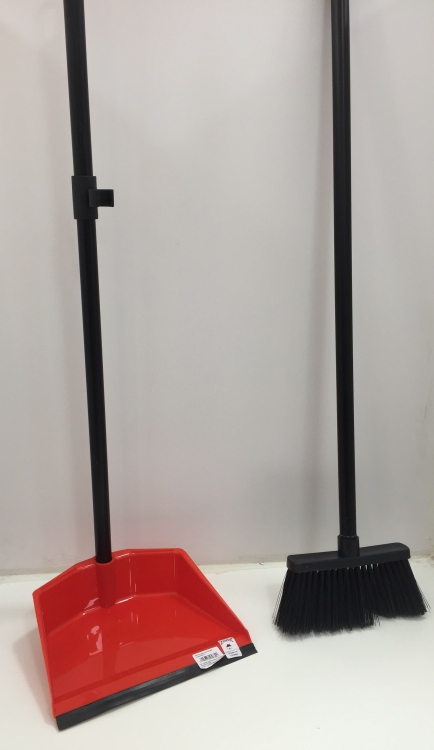 مكنسه ارض مع مجرود ستاند بولندي