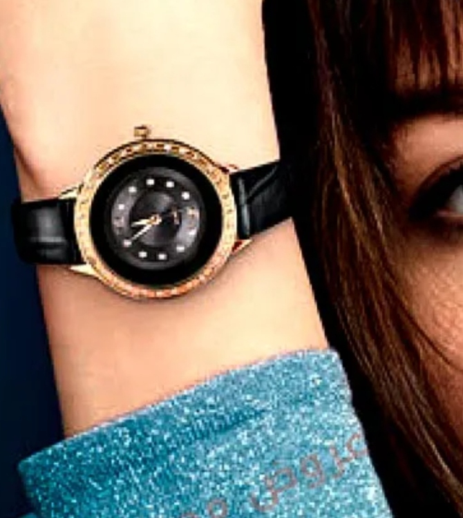 Sharing Crystal Case Watch - 38400 - 42780