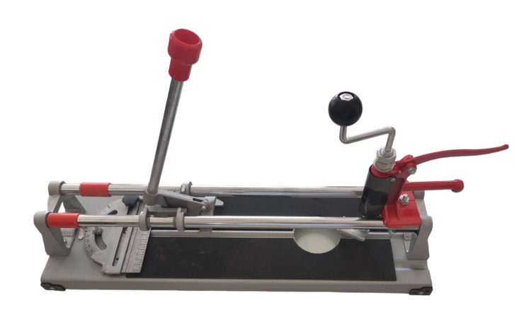 مقص بلاط مع فتاحه 