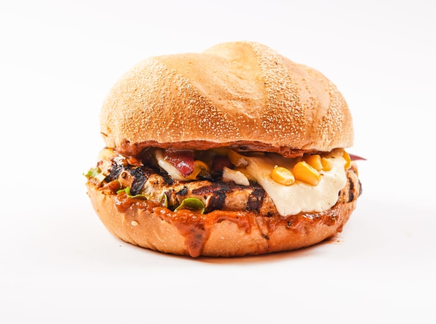 وجبة بيتزا برجر  200 غ تشكن