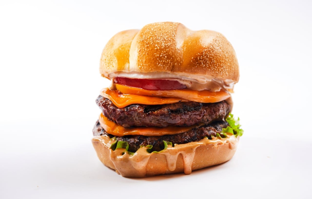 وجبة سترونغ برجر 300 غ