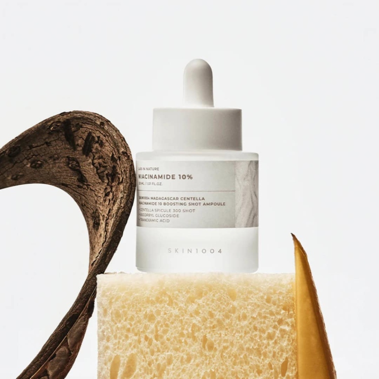 SKIN1004 Madagascar Centella Niacinamide 10 Boosting Shot Ampoule سيروم نياسنميد 10٪؜ 