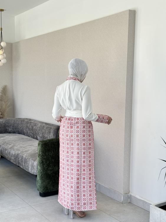 ثوب الياسمين  للحنا باللون الاحمر 