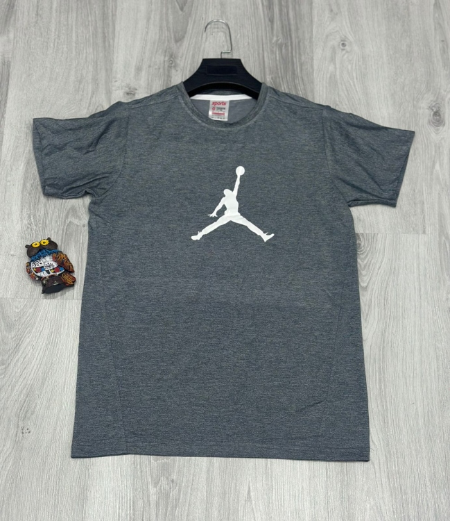 تيشيرت مونس 