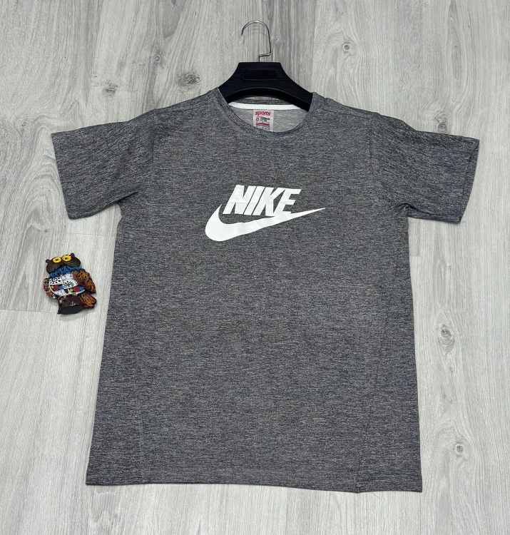 تيشيرت مونس 