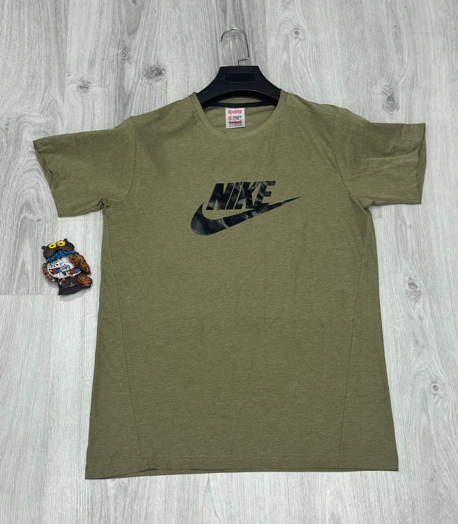 تيشيرت مونس 