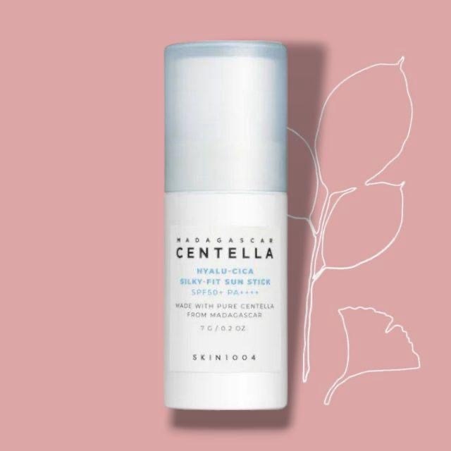 SKIN1004 Madagascar Centella Hyalu-Cica Silky-Fit Sun Stick واقي شمس ستك بخلاصة السينتيلا حجم صغير 