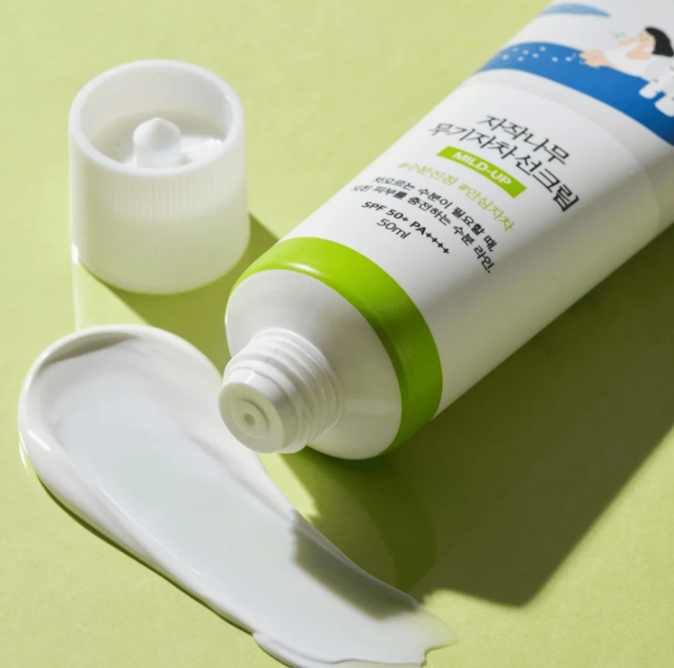 ROUND LAB, Birch Juice Moisturizing Mild Up Sunscreen