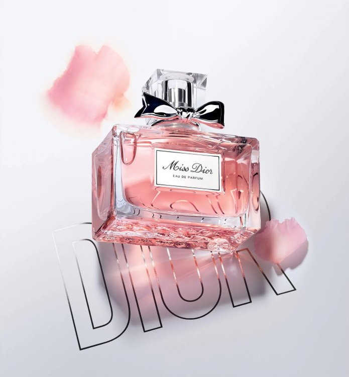 عرض خاص  3 عطور تستر بسعر 25 دينار والعطر الرابع مجاناً   فقط استخدم كود free  لتحصل على توصيل مجانا 