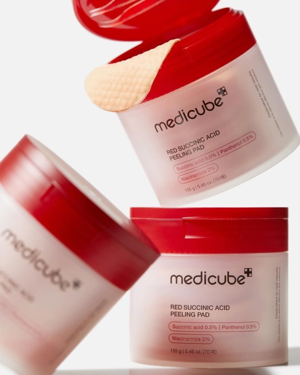 medicube - Red Succinic Acid Peeling Pad - 70 pads