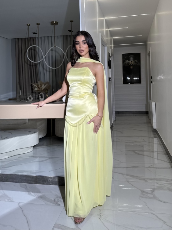 شمس  Two-piece powder yellow dress with long neck shawl