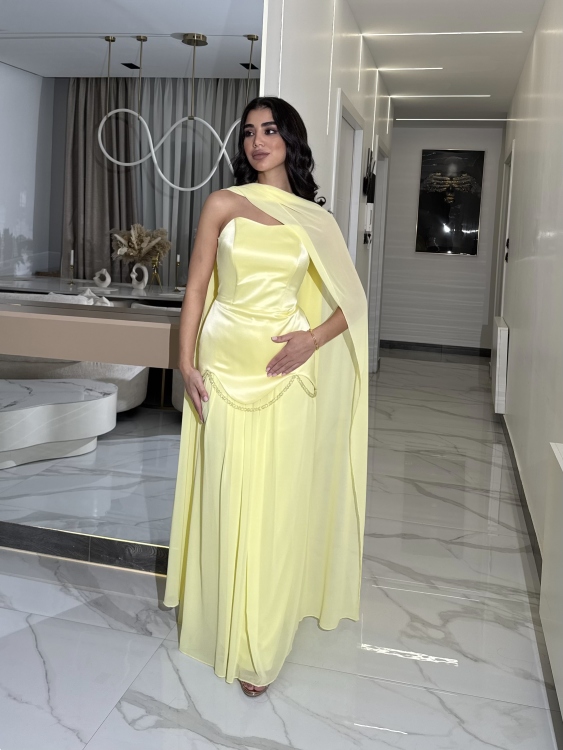 شمس  Two-piece powder yellow dress with long neck shawl