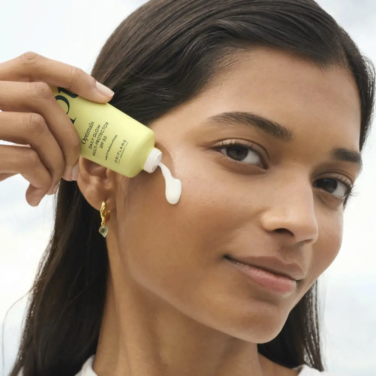 OPTIMALS Opt Optimals Daily Glow Multi-Protector SPF50    45292