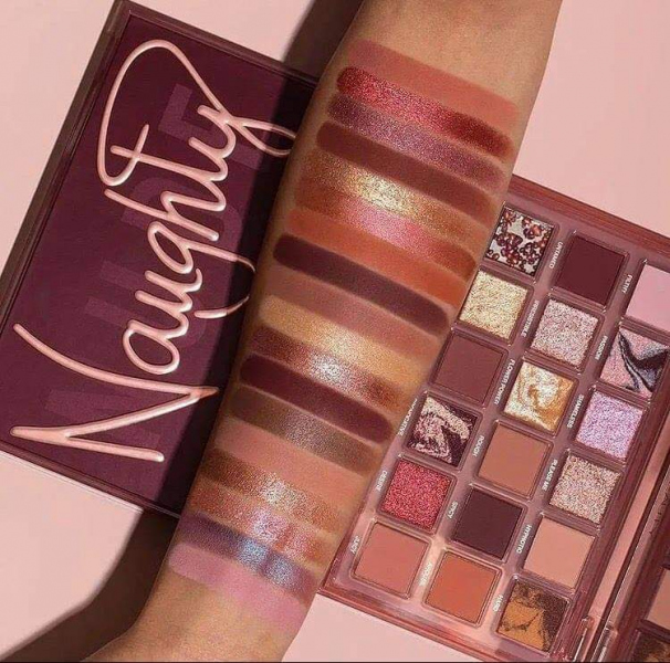 HUDA BEAUTY NAUGHTY اي شدو 