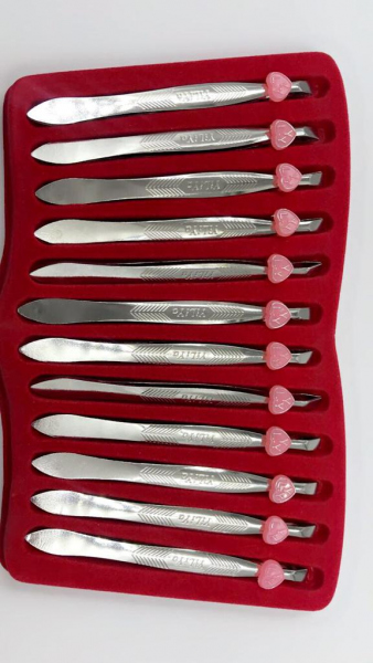 YILIYA EYEBROW SCISSORS ملاقط