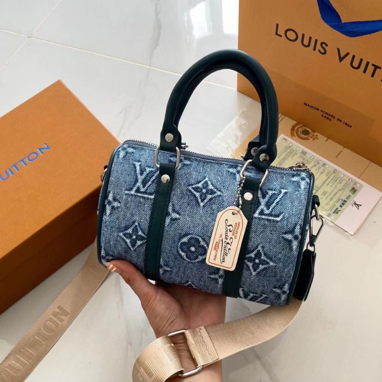 شنطة ستاتي 