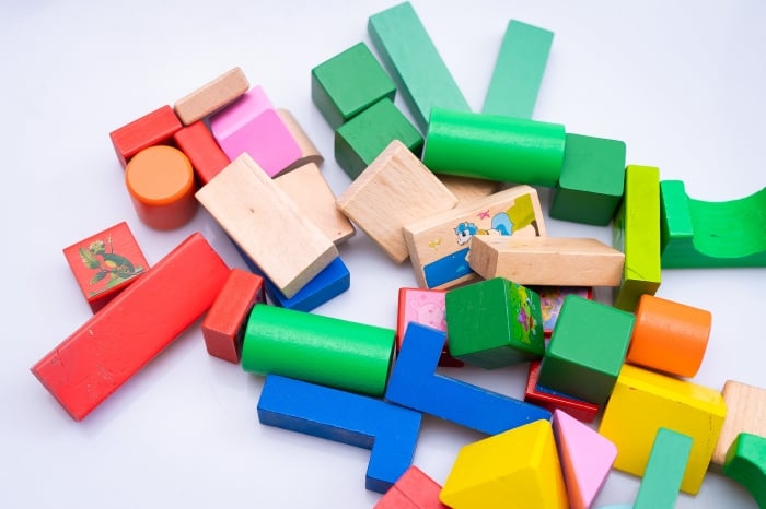 ألعاب أطفال 