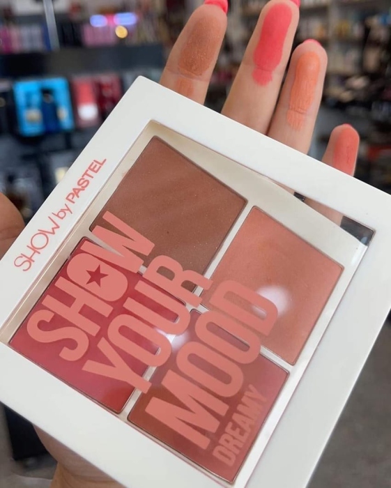 باليت بلشر من باستيل   Blusher / pastel