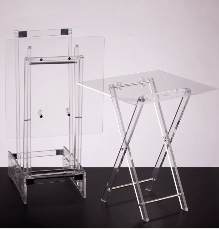 Set of 4 tables with stand
