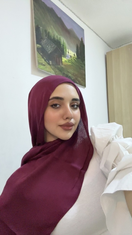 مودال كلاسك بيرغندي