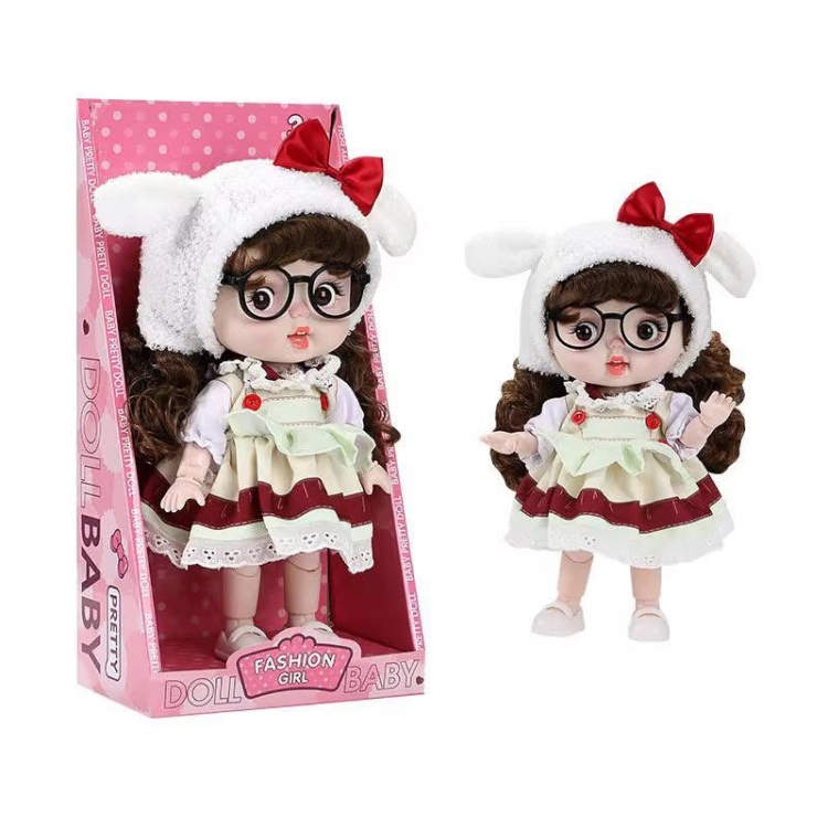 دمية الاحلام بنظارة 