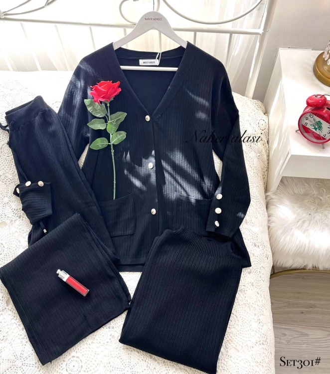 طقم تريكو  3 قطع 