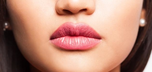 سيروم الشفاه