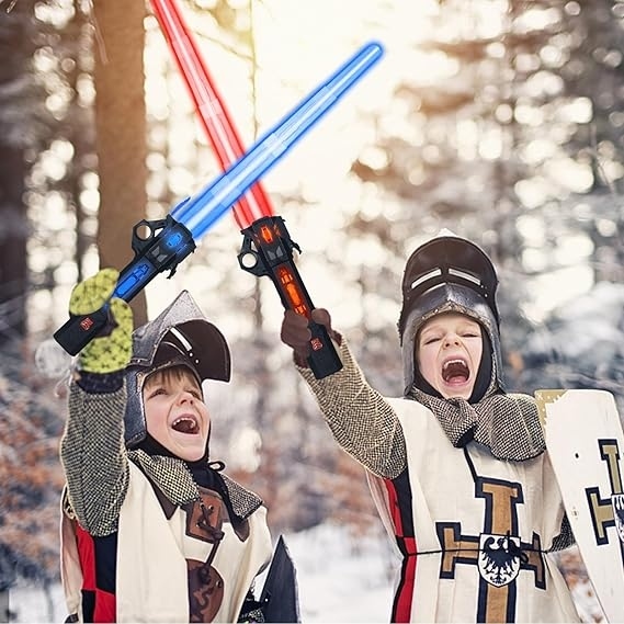 لعبة سيف ضوئي قابل للسحب وقابل لإعادة الشحن عبر USB