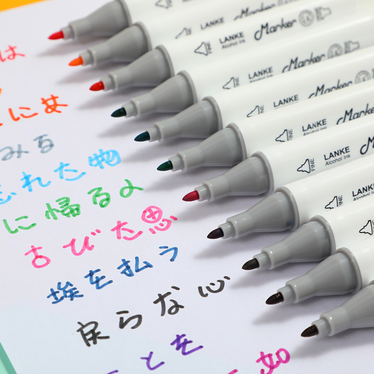 ألوان اكريليك 