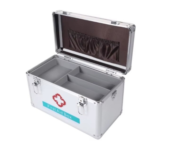 صندوق اسعاف حجم كبير مع شيال 