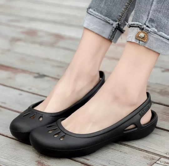  Crocs