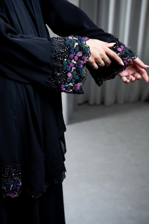 عباية الورود  