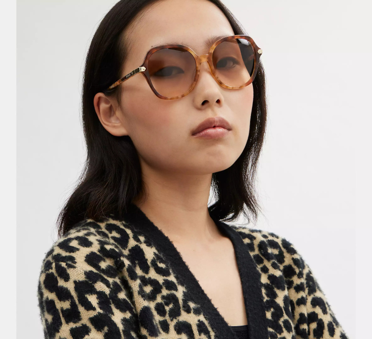 EyeframesInt-COACH-CL925 - Wrap Around Hangtag Oversized Geometric Round Sunglasses - Assorted Colors