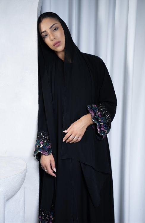 عباية الورود  