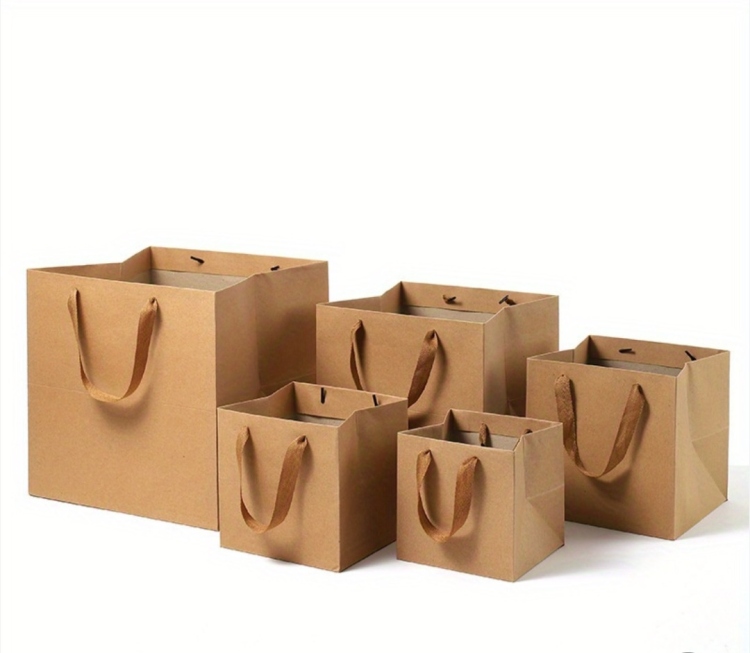 اكياس كرتون قاعده عريضه 25×25×25سم عدد 12