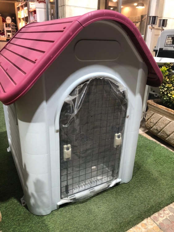 Dog House — Large  Sizes, Fully Rain-Resistant!