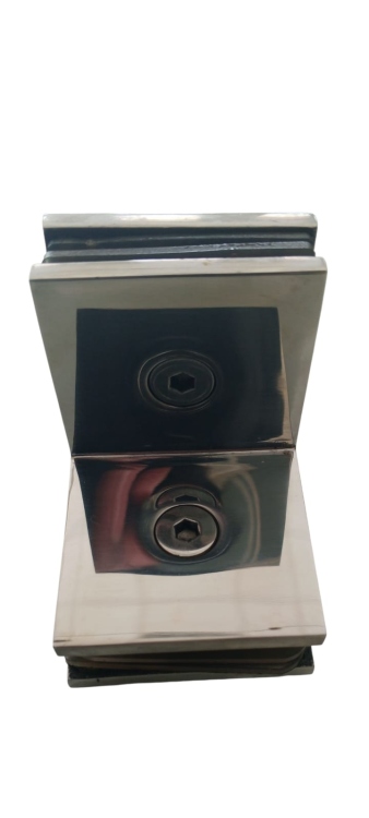 زوايا سكوريت 