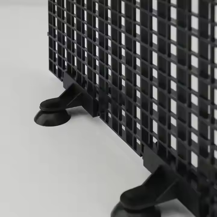 مشابك تقسيم حوض السمك