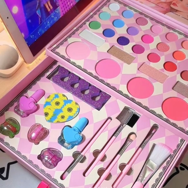 علبة مكياج يونيكورن