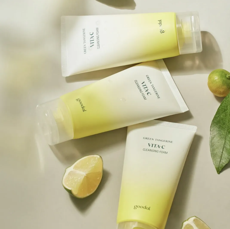 Goodal, Green Tangerine Vita C Cleansing Foam