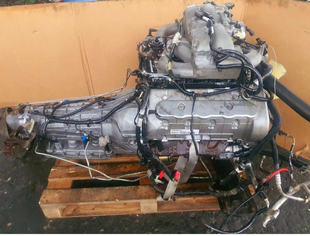 محرك 5.4L  لينكولن نافيجيتور  2004_2006