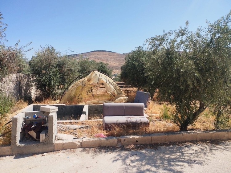 مزرعه مع بركه في الجبيهه قرب شارع الاردن قريه ابو حامد