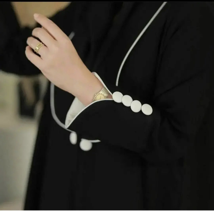 عباية عملية