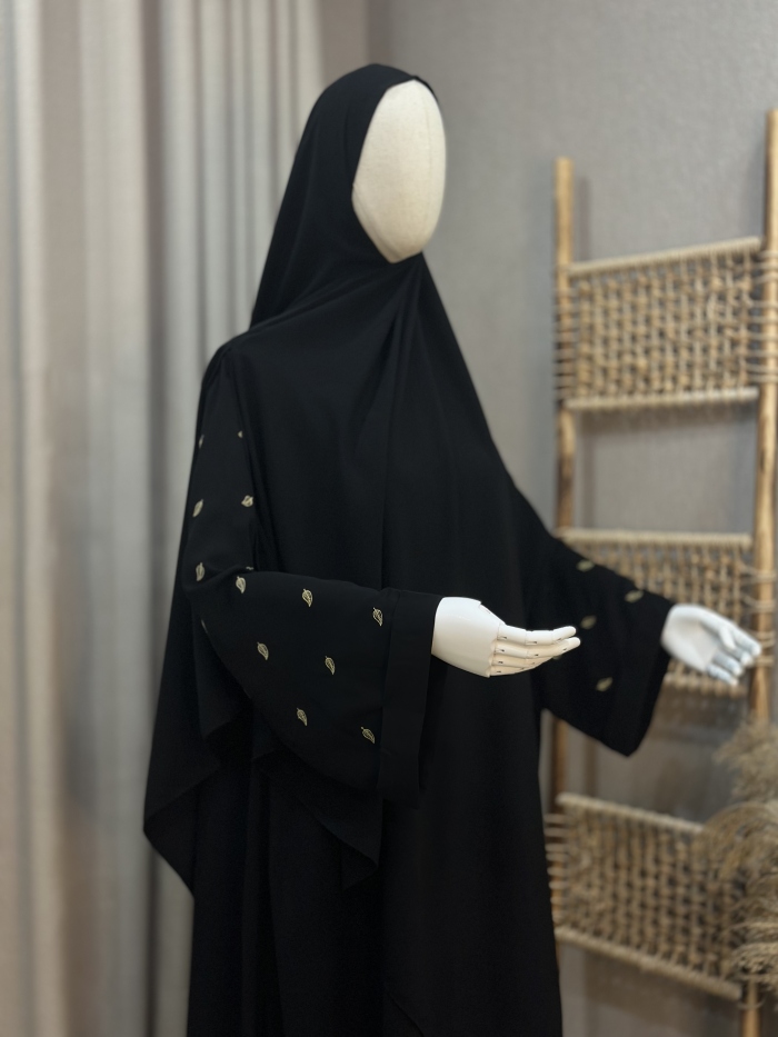 أطقم كاملة