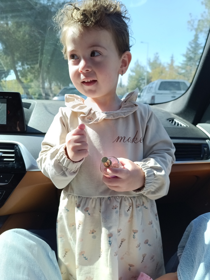 ملابس أطفال 